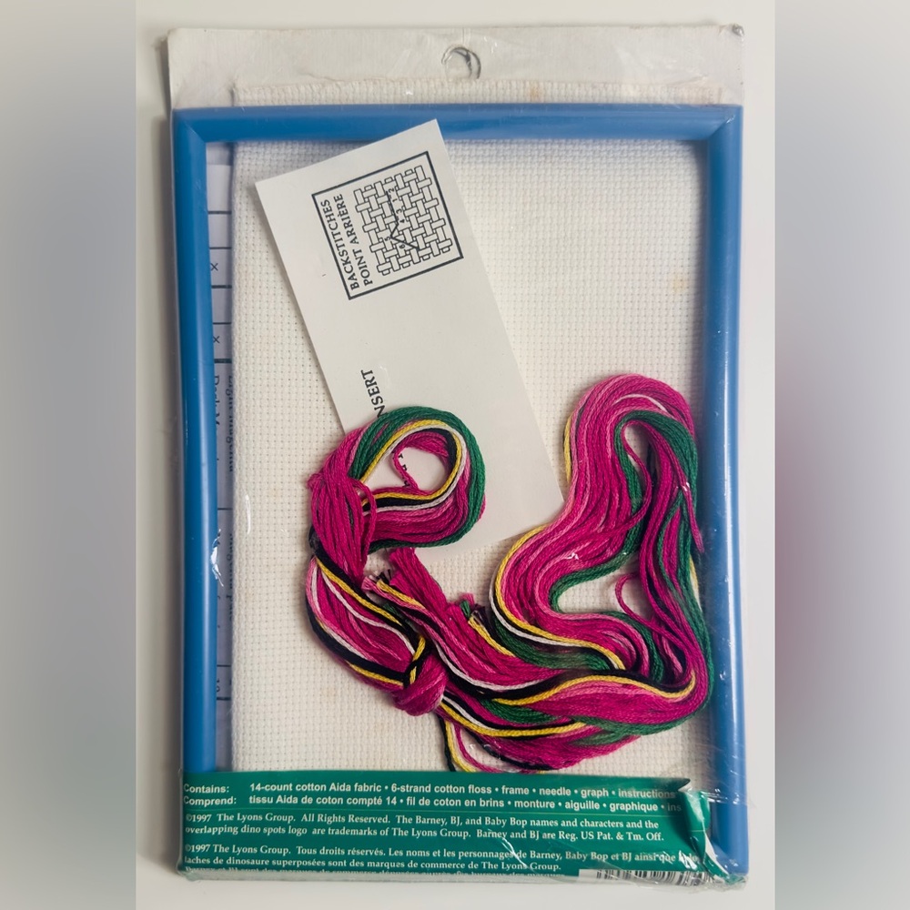 Vintage 1997 Janlynn Barney Cross Stitch Kit Hello Friends Frame #16-70 5x7”